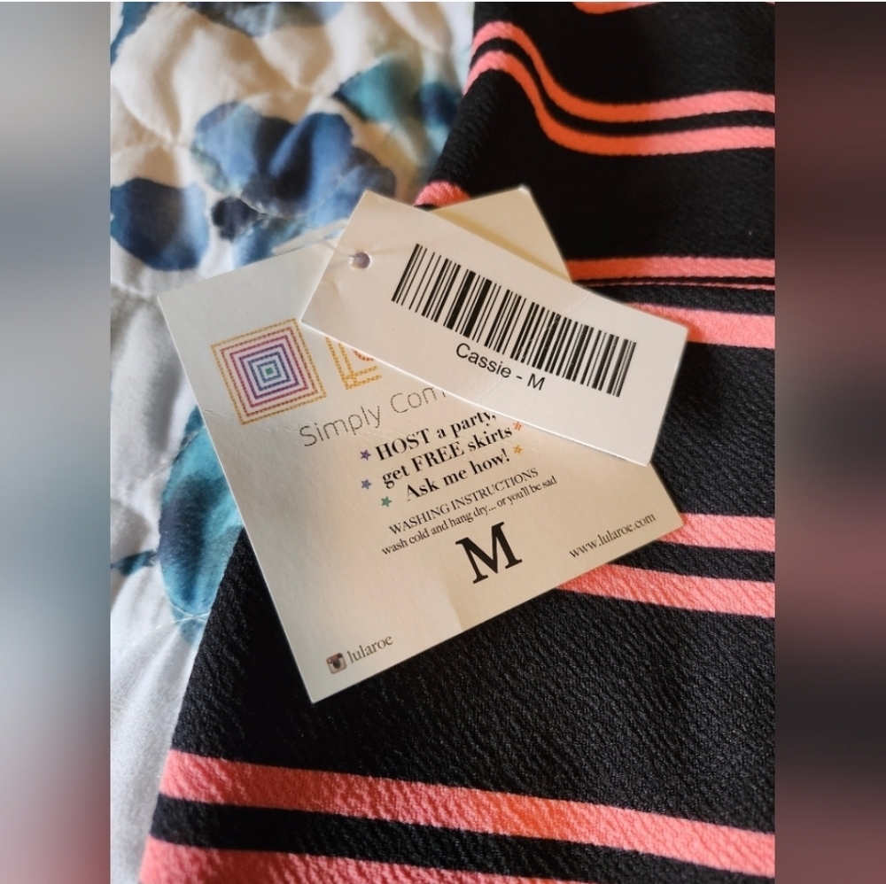 Lularoe Pencil Skirt - Picture 3 of 5